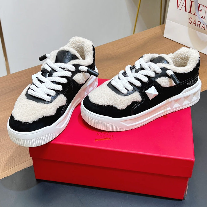 VT 2025 Garavani Sneakers Black Suede Wool Leather 546984