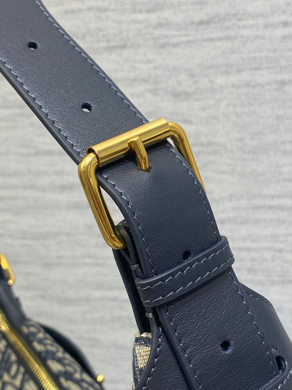 Dior 2025 Voyage Bag 28cm Navy Blue mix Beige Canvas Leather 270574