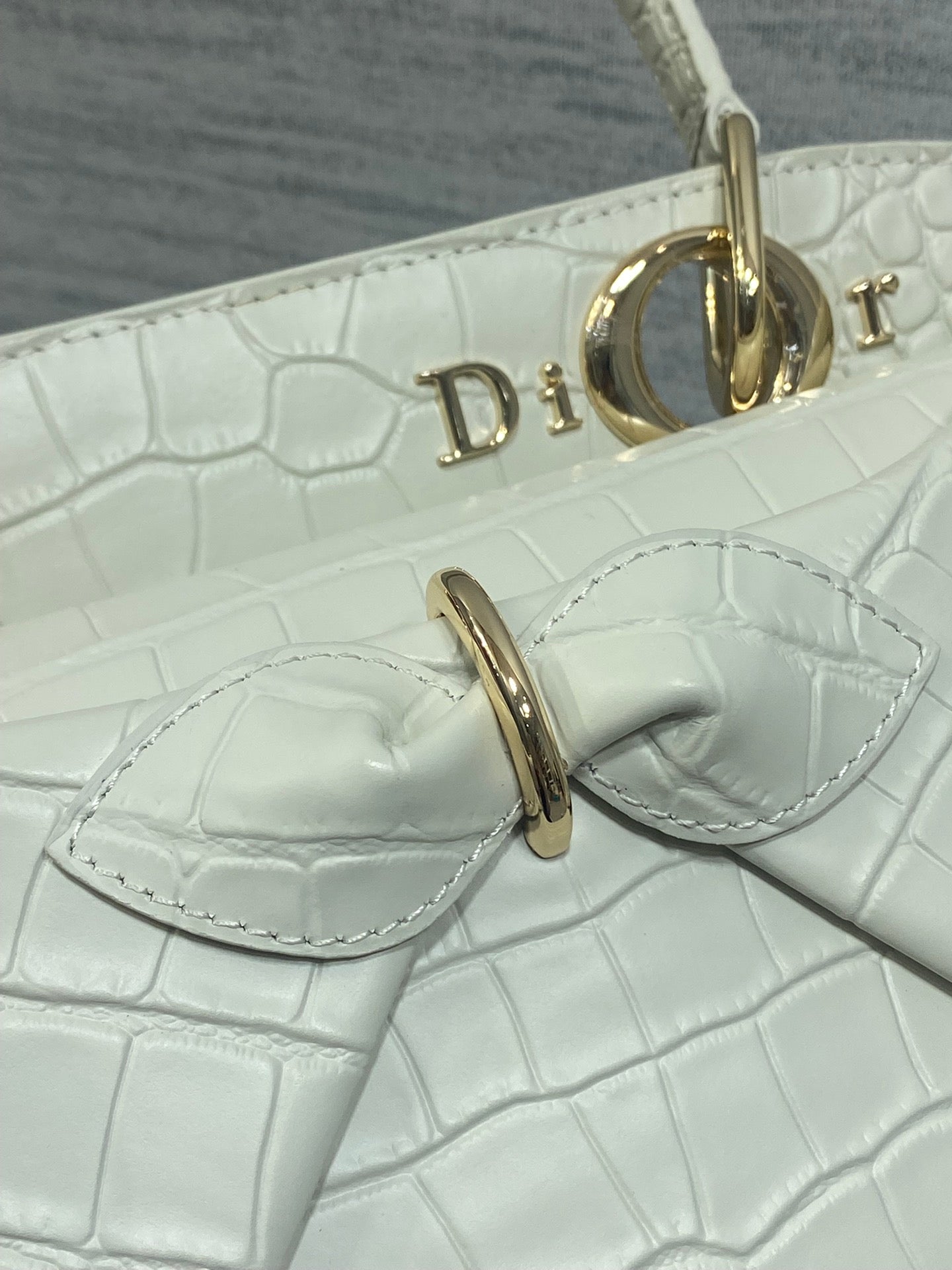 Dior 2025 Crocodile Pattern Bag 28cm White Leather 272525