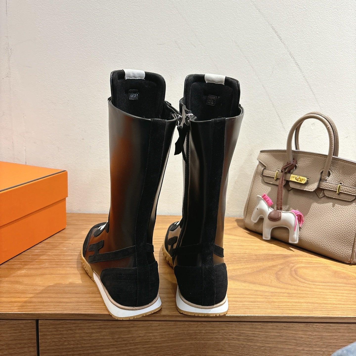 HM Lace Up Sneaker Black Suede Calfskin