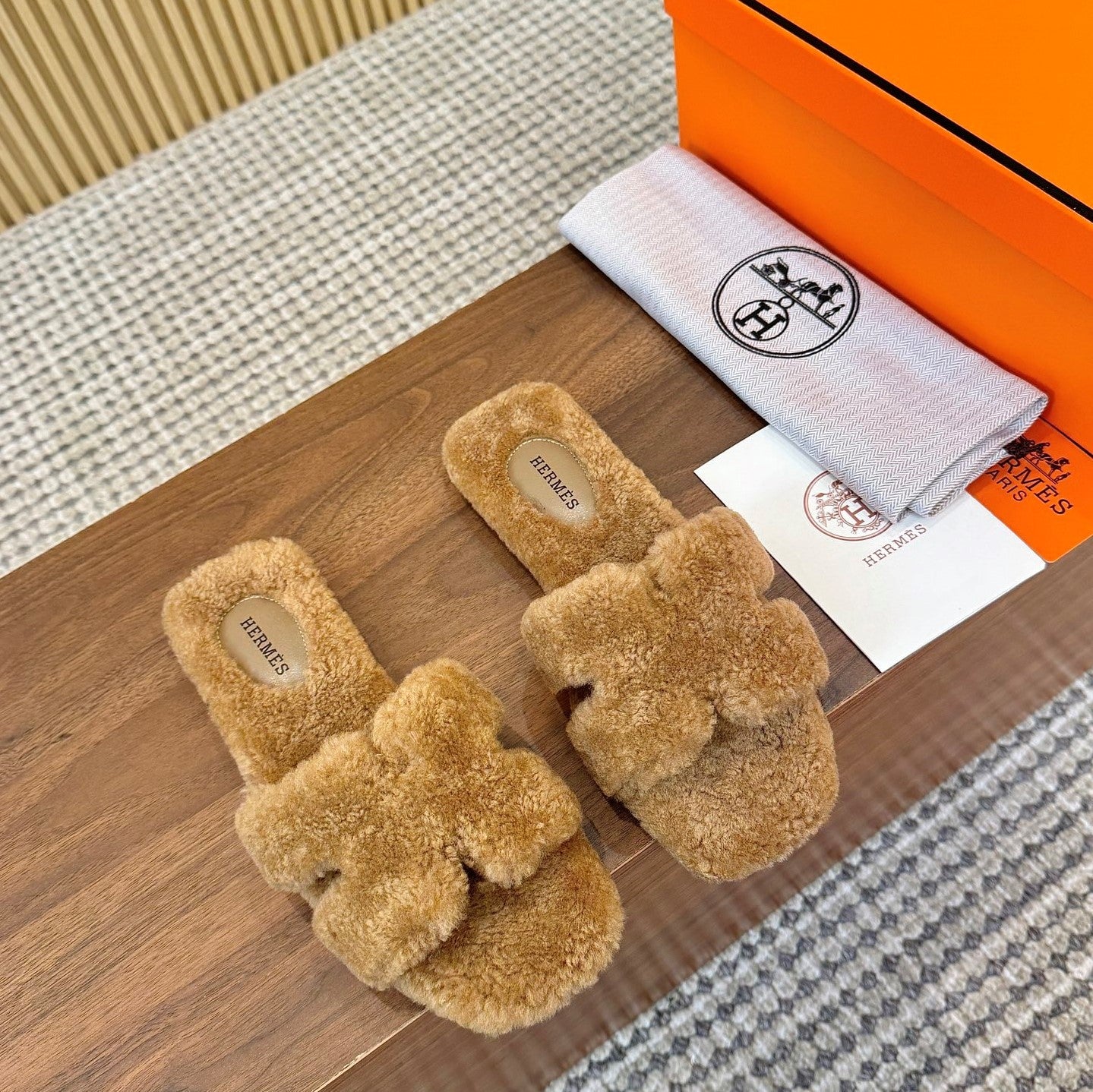 HM Oran Sandal Brown Caramel Wool  543690