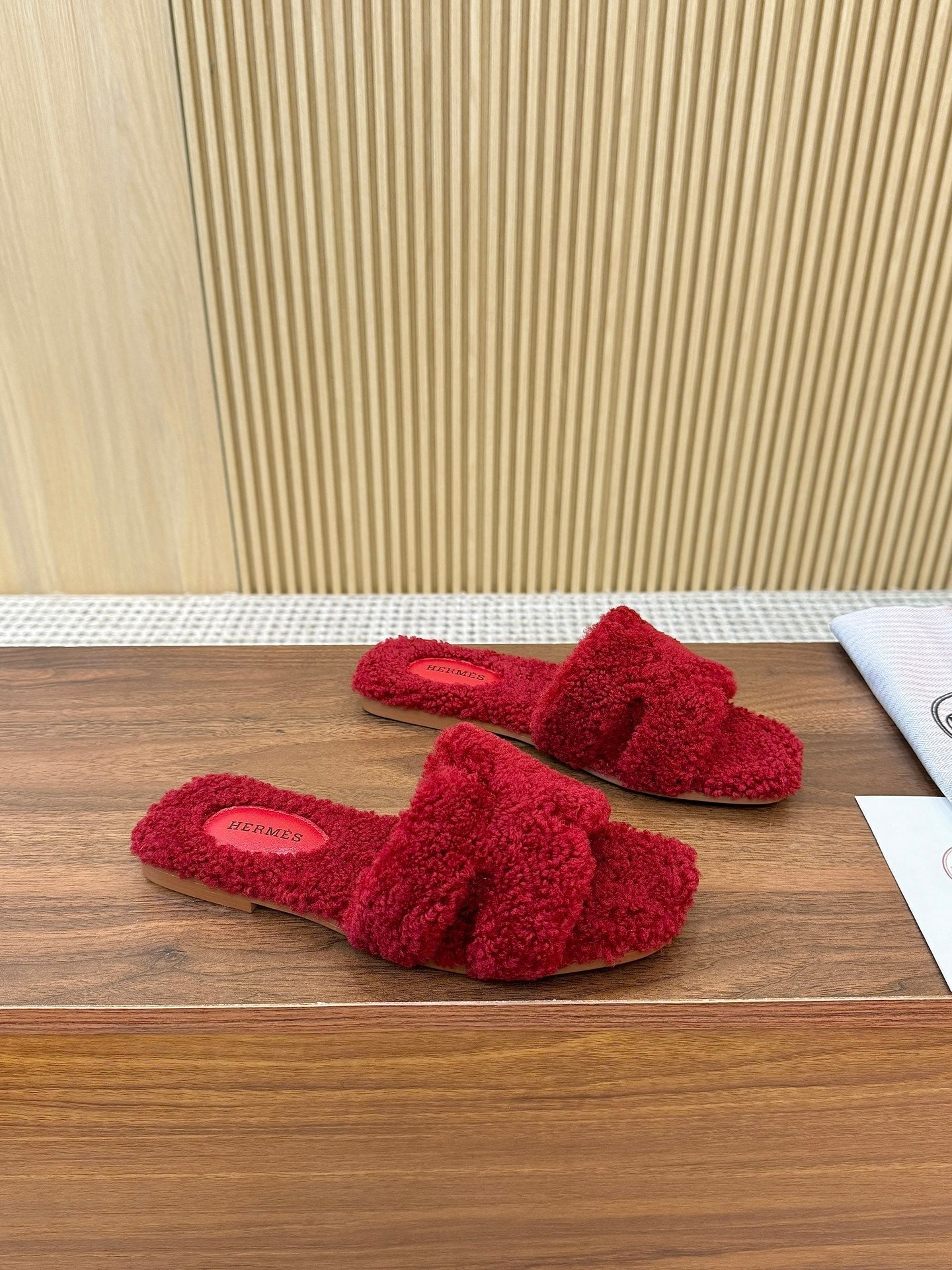 HM Oran Sandal Red Wool 543694