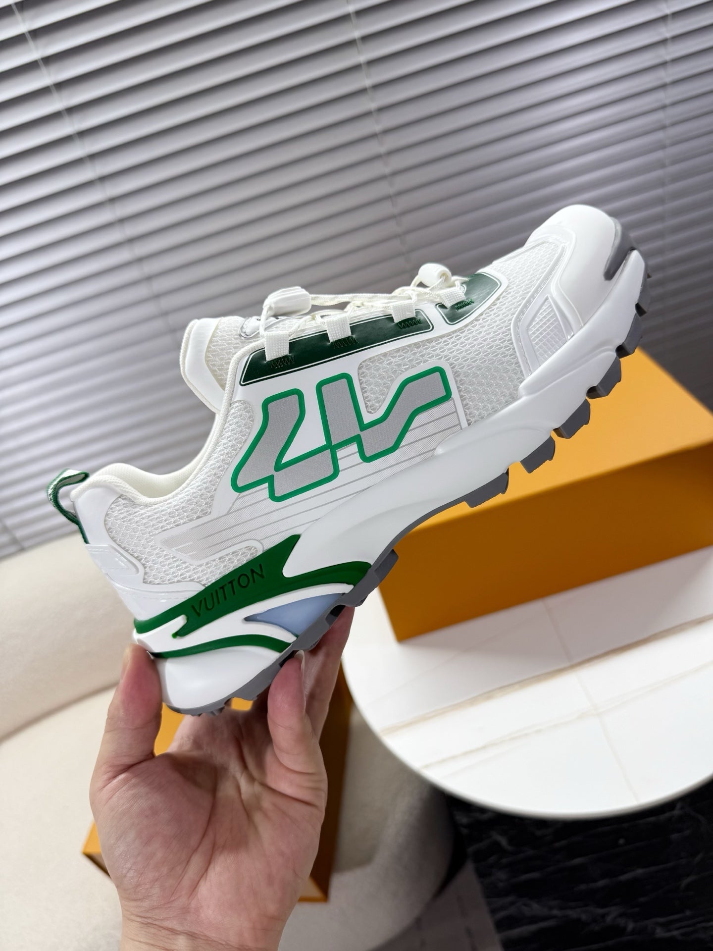 LV Runner Tatic Sneaker Green White Lace Technical Fabric 573942