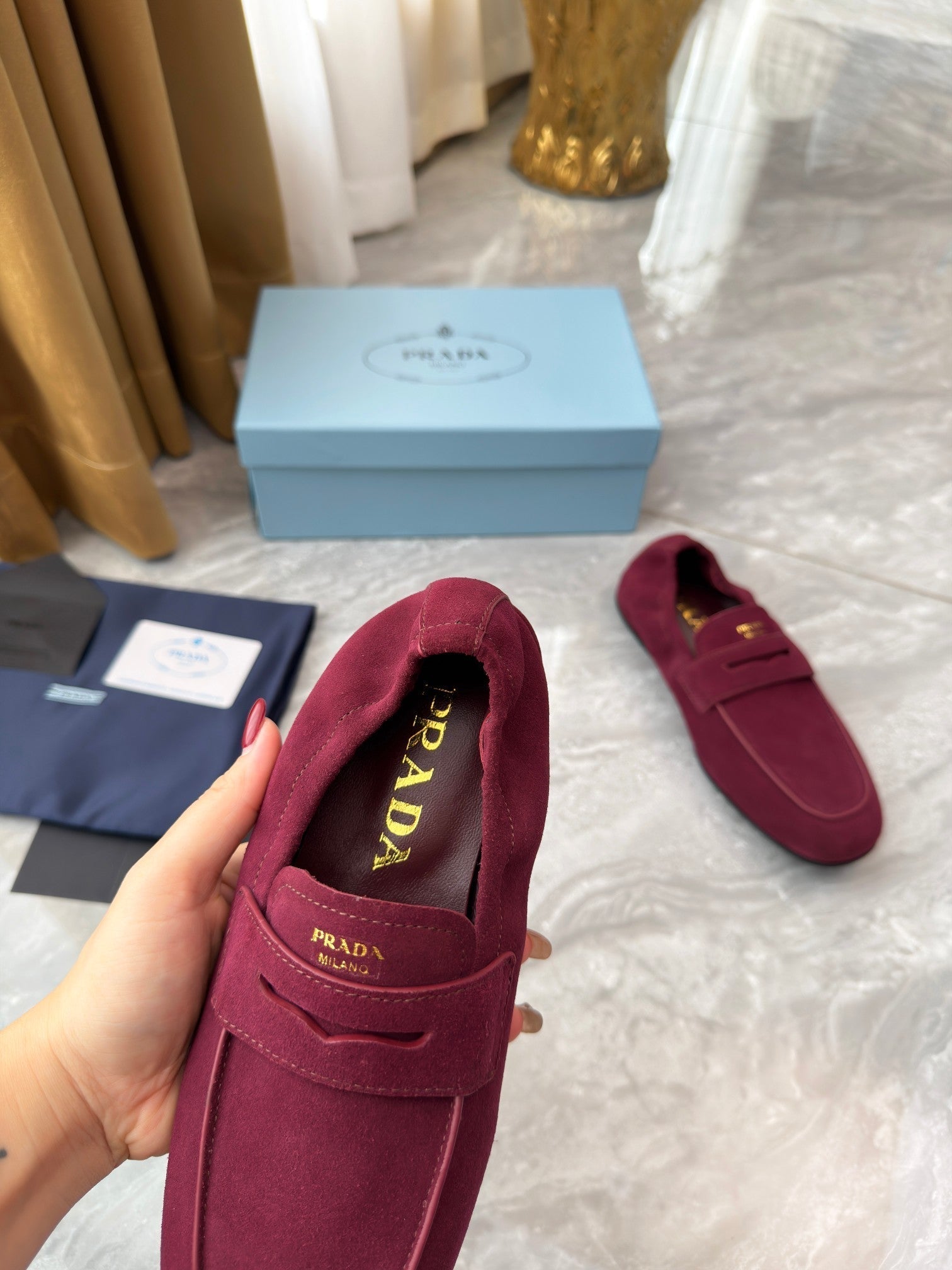 Prada 25SS Casual Elastic Loafers Wine Red Suede 564180