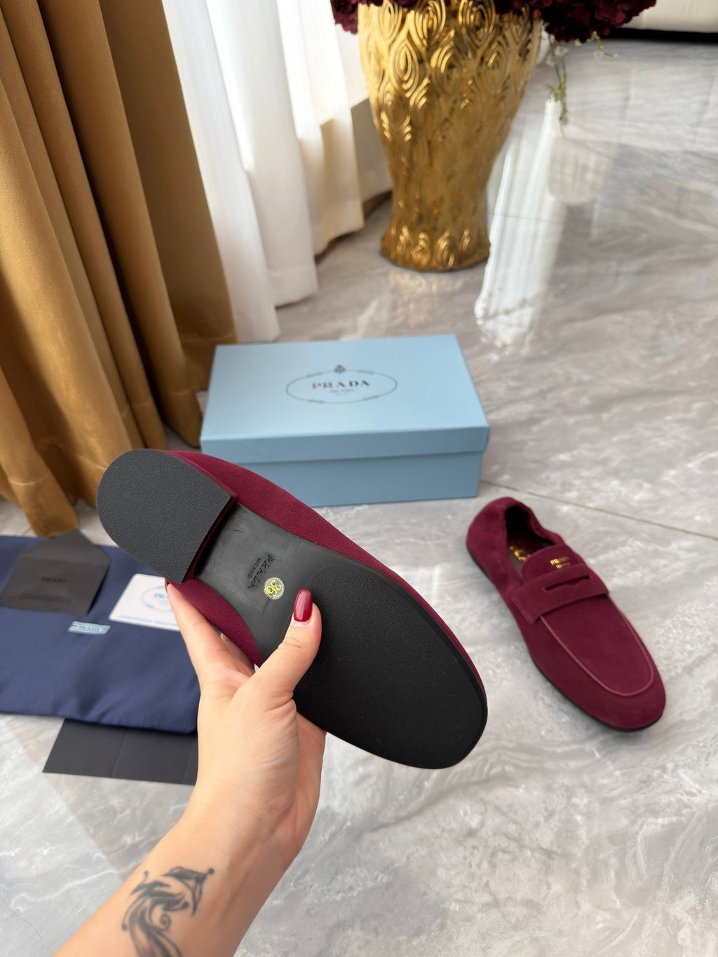 Prada 25SS Casual Elastic Loafers Wine Red Suede 564180