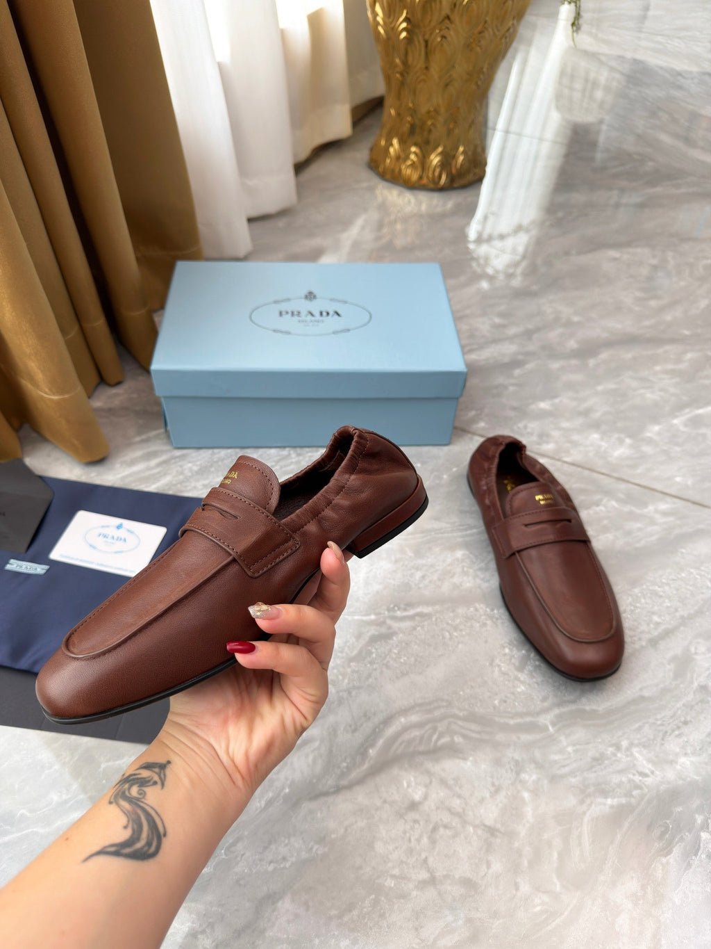 Prada 25SS Casual Elastic Loafers Warm Clay Distressed Calfskin 564182