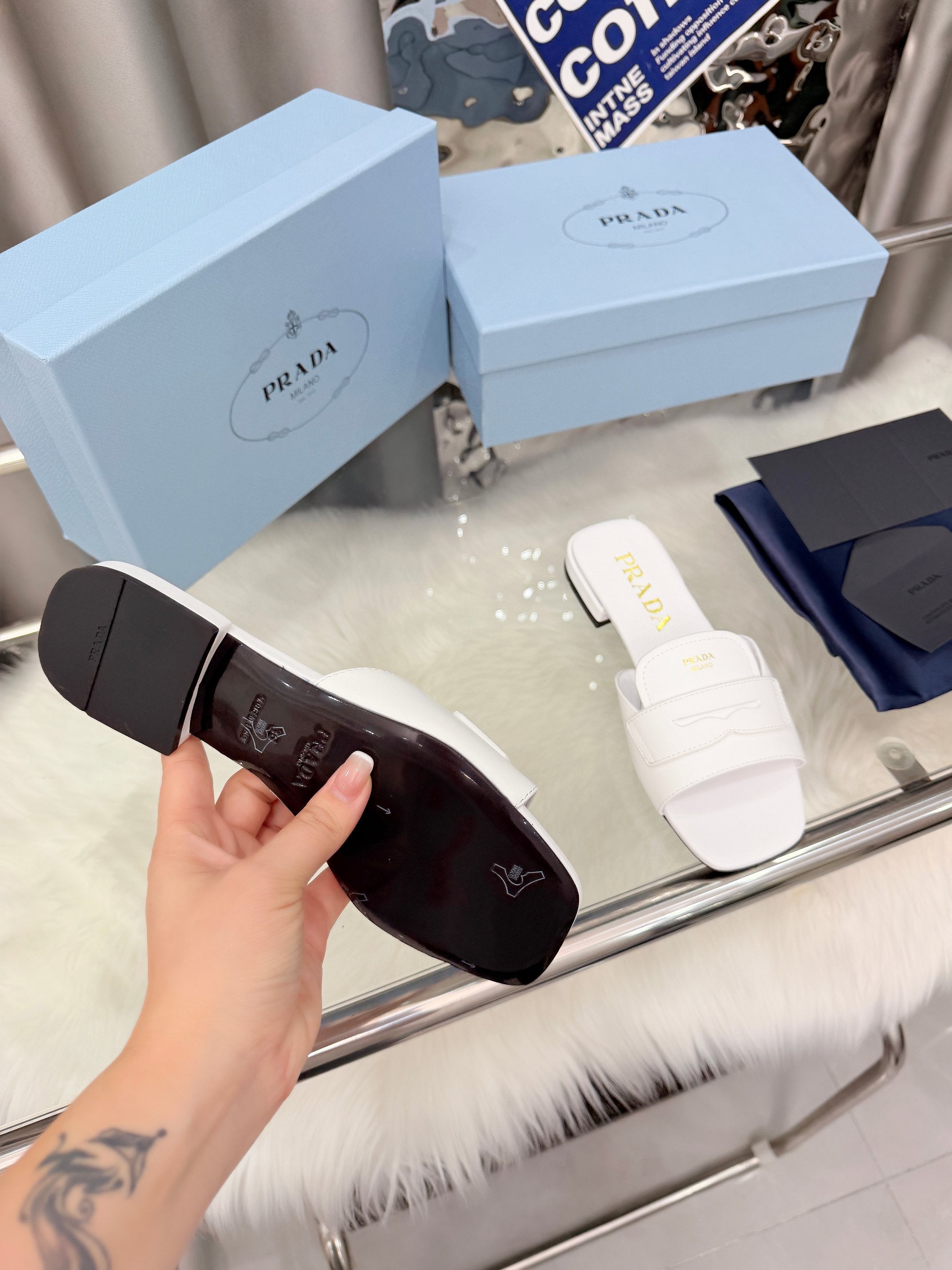 Prada 26SS Sandals 10mm White Leather 564169