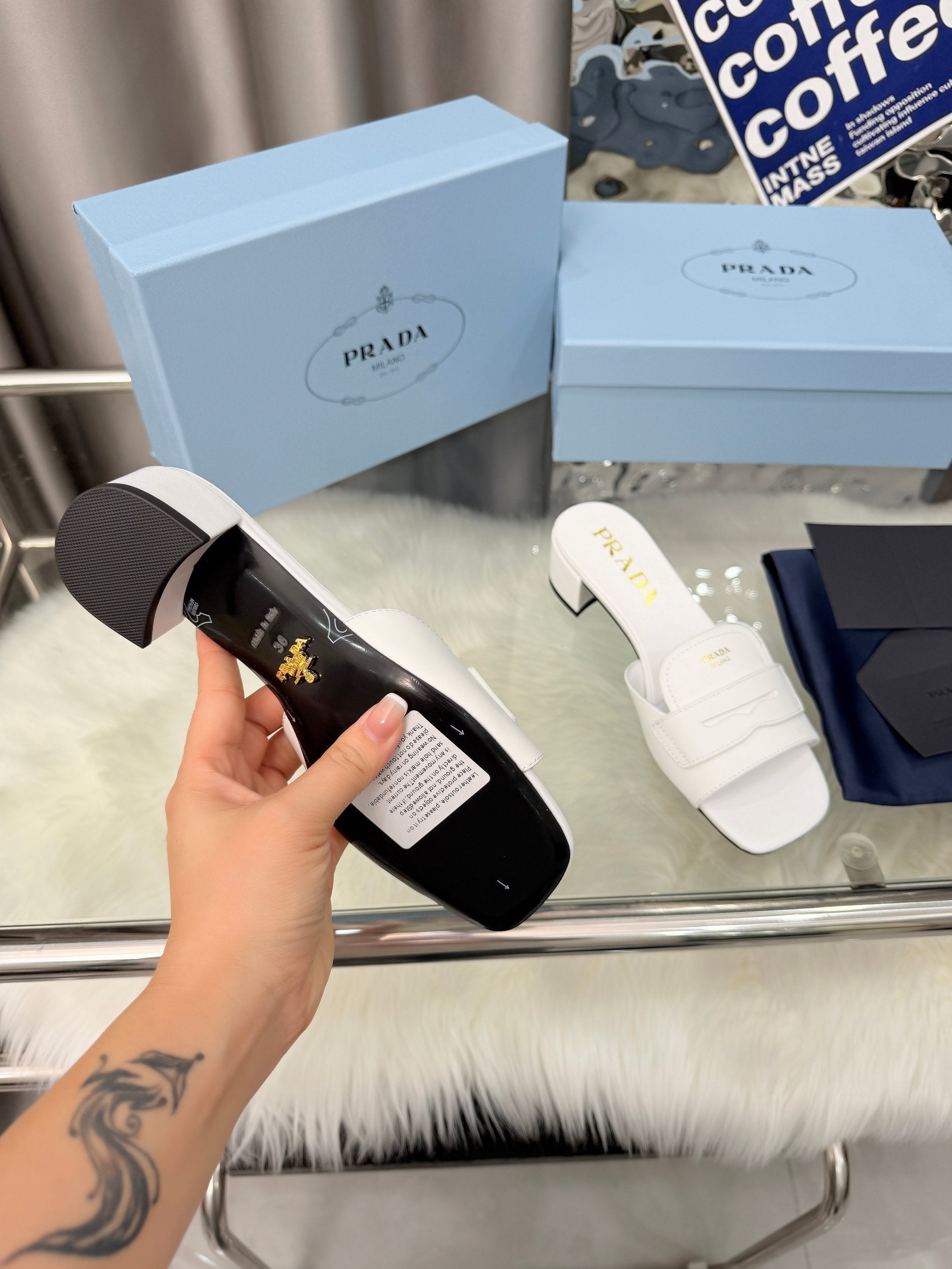 Prada 26SS Sandals White Leather 564173