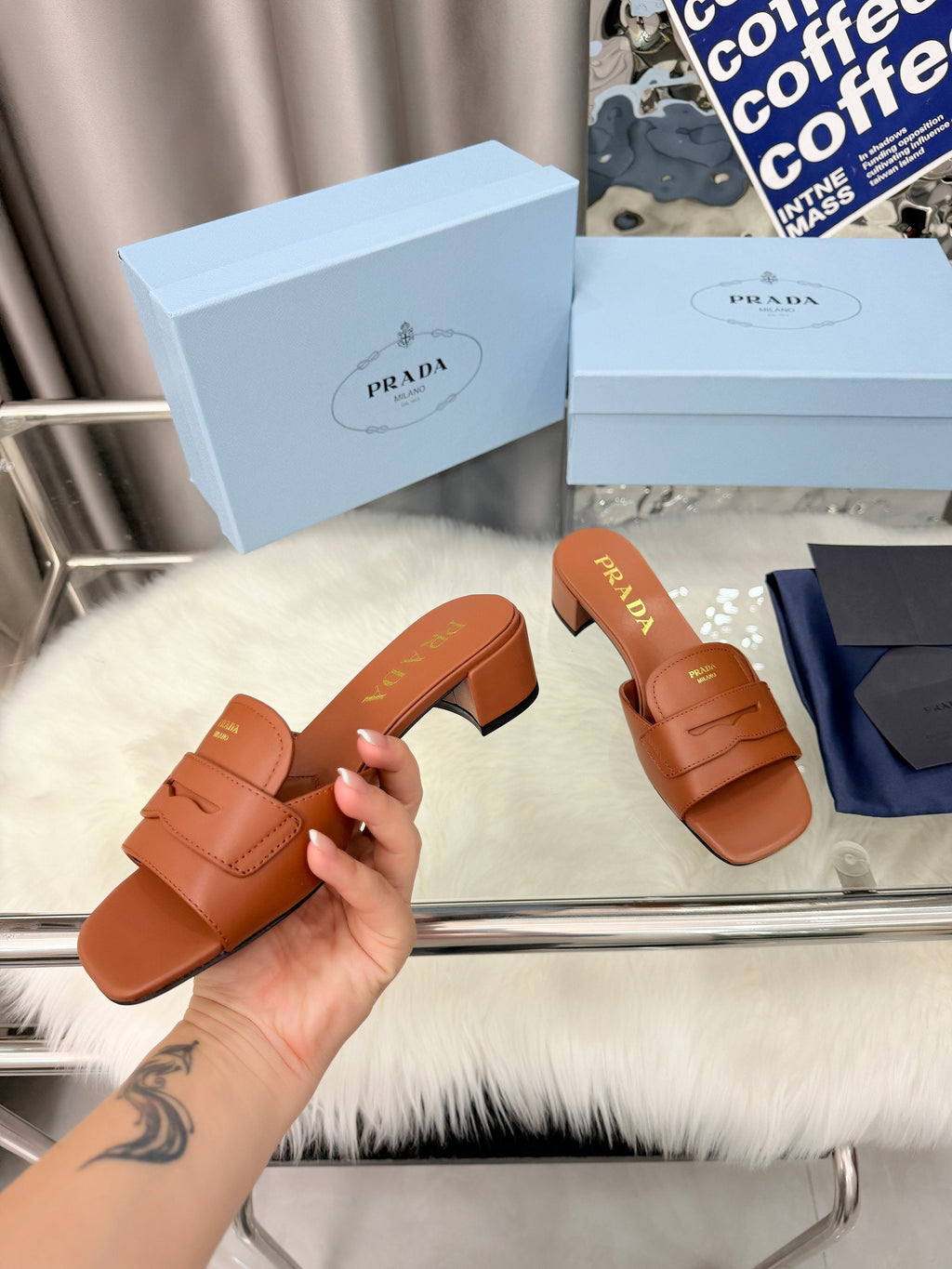 Prada 26SS Sandals Brown Leather 564172