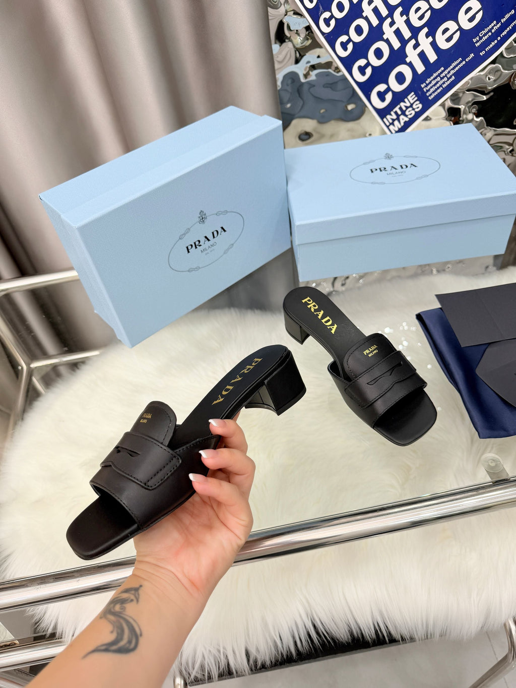 Prada 26SS Sandals Black Leather 564174