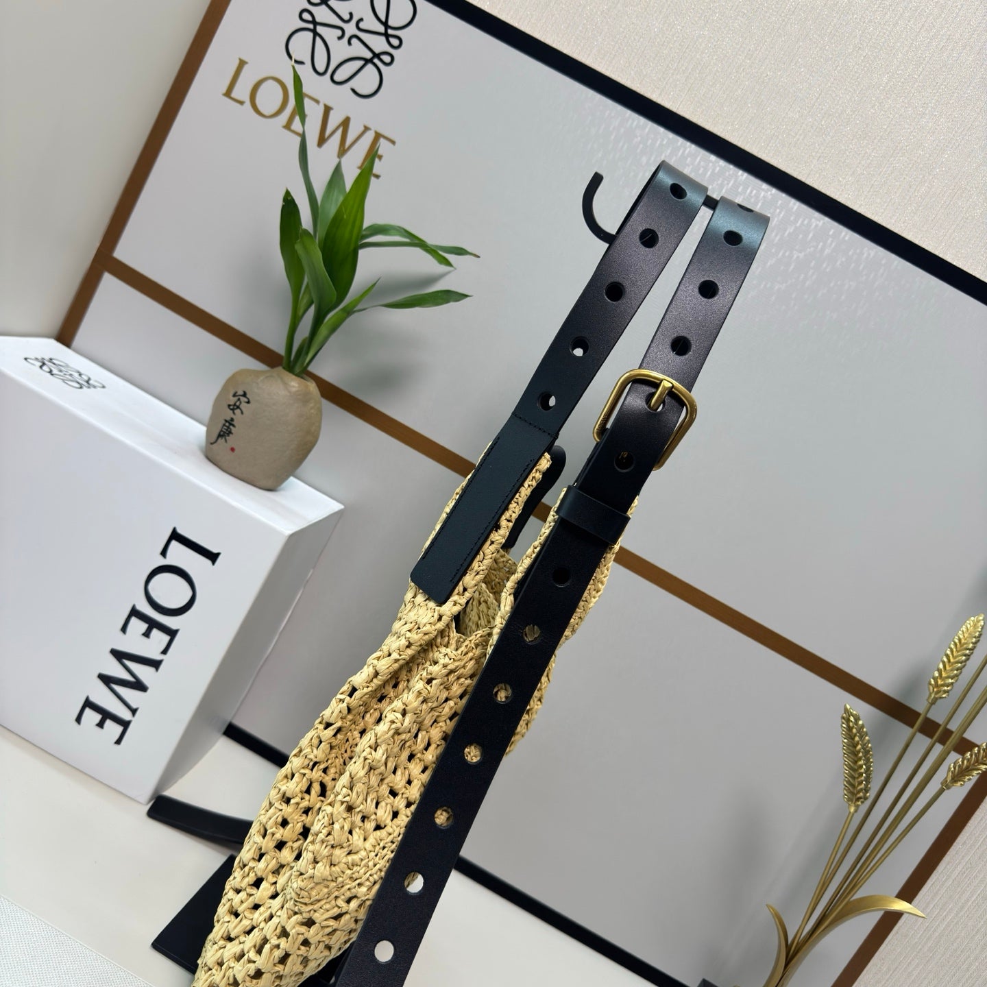 Loewe Punch Hole Hobo Straw Bag Black Calfskin Beige Raffia