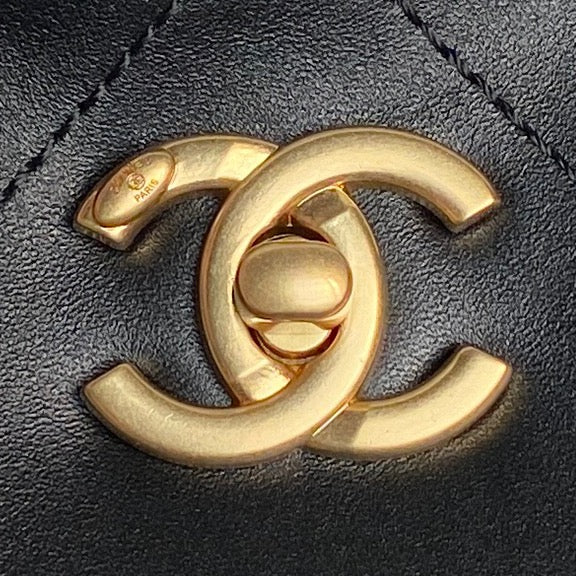 Chanel 2025 Maxi Hobo Bag 47cm Black Soft Calfskin 322113