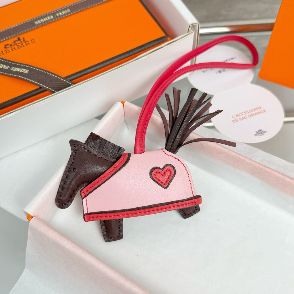 HM Rodeo Robeo Heart PM Charm Pink mix Chocolate Lambskin