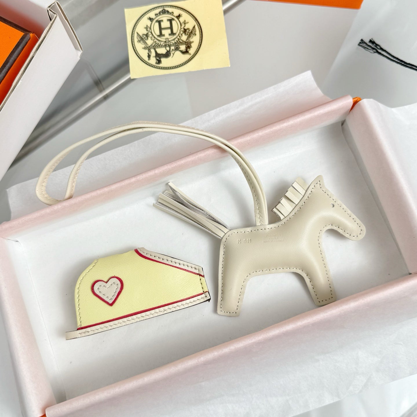 HM Rodeo Robeo Heart PM Charm Beige mix Light Yellow Lambskin