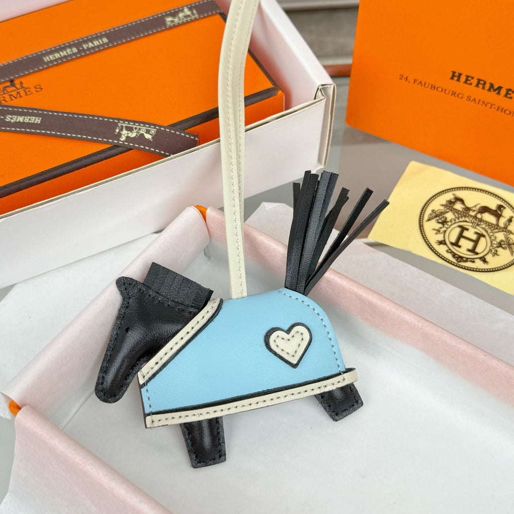 HM Rodeo Robeo Heart PM Charm Black mix Sky Blue Lambskin