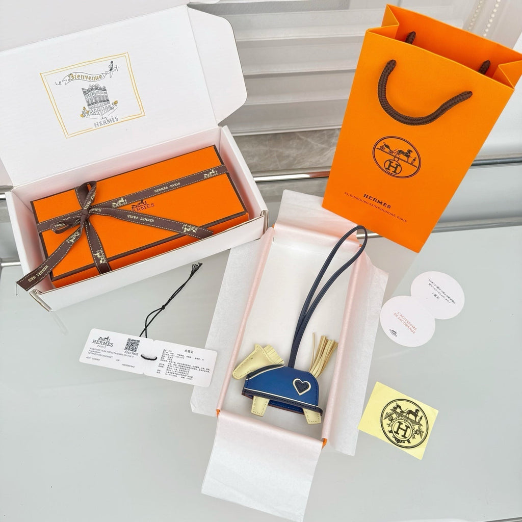 HM Rodeo Robeo Heart PM Charm Light Yellow mix Blue Lambskin