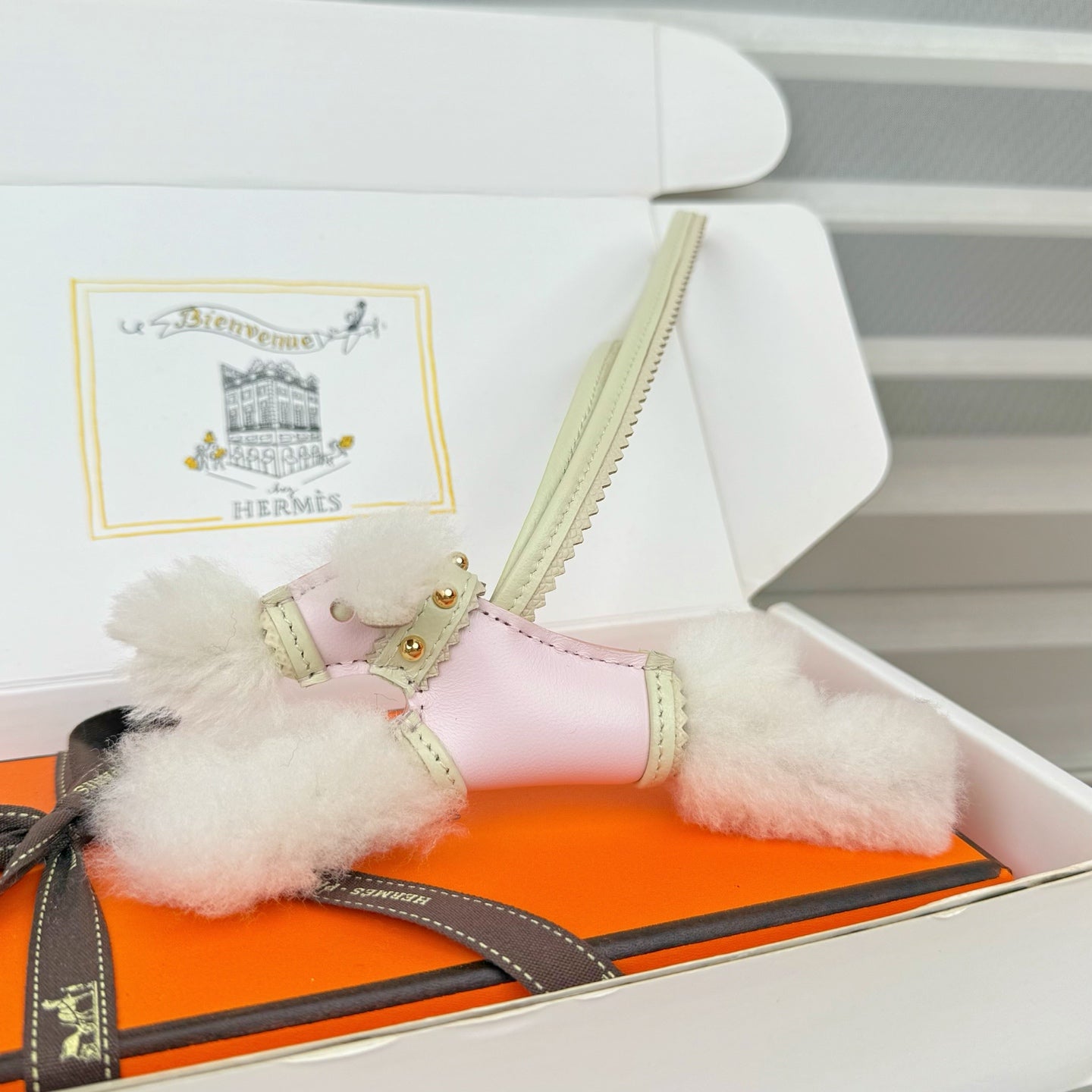 HM Budy Puppy Pendant Charm White Pink Wool Cowhide