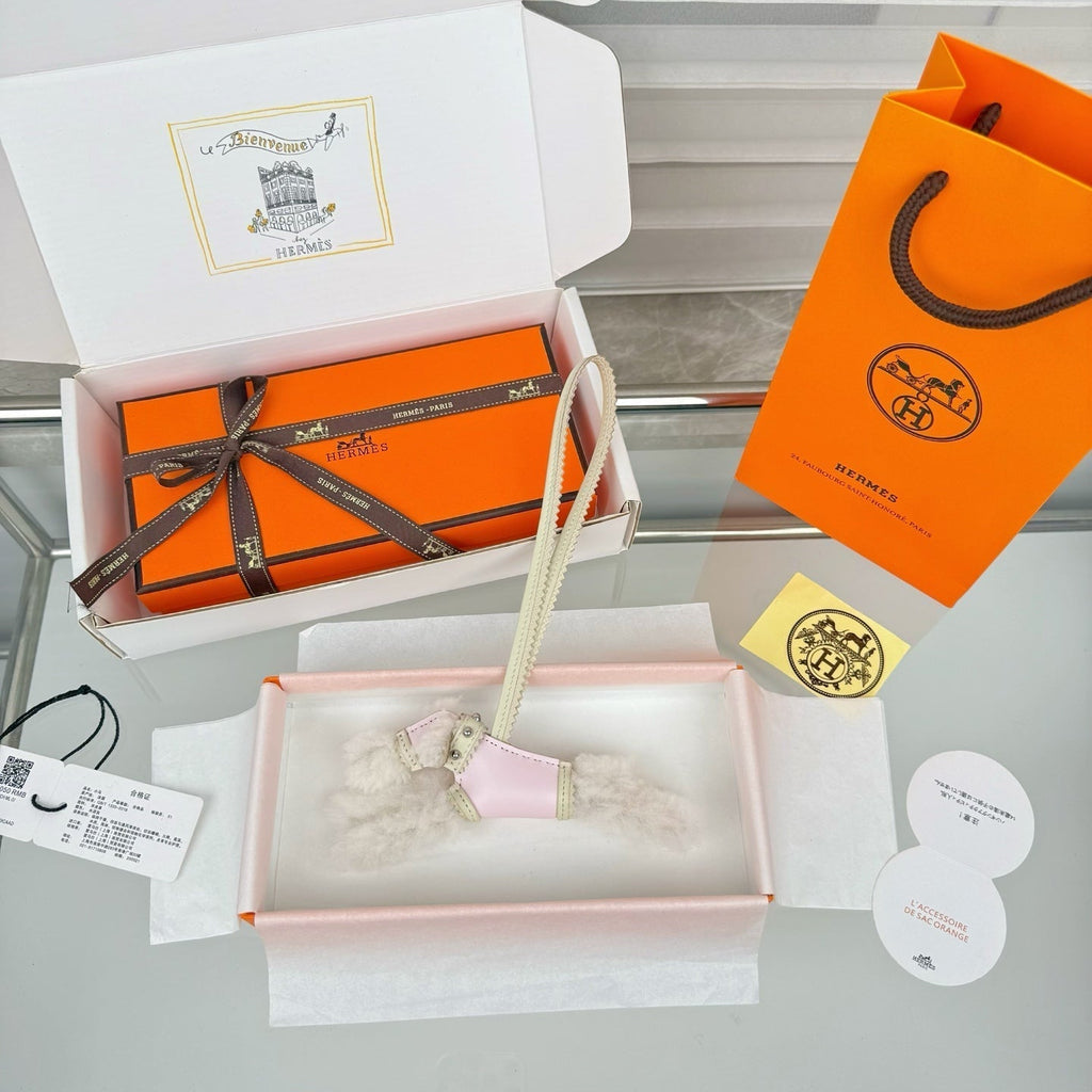 HM Budy Puppy Pendant Charm White Pink Wool Cowhide