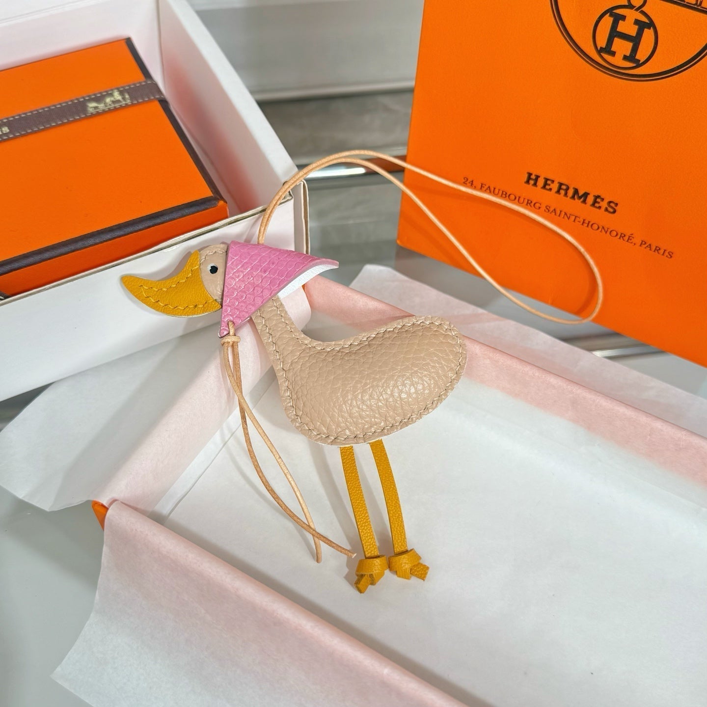 HM Duck Charm Cowhide