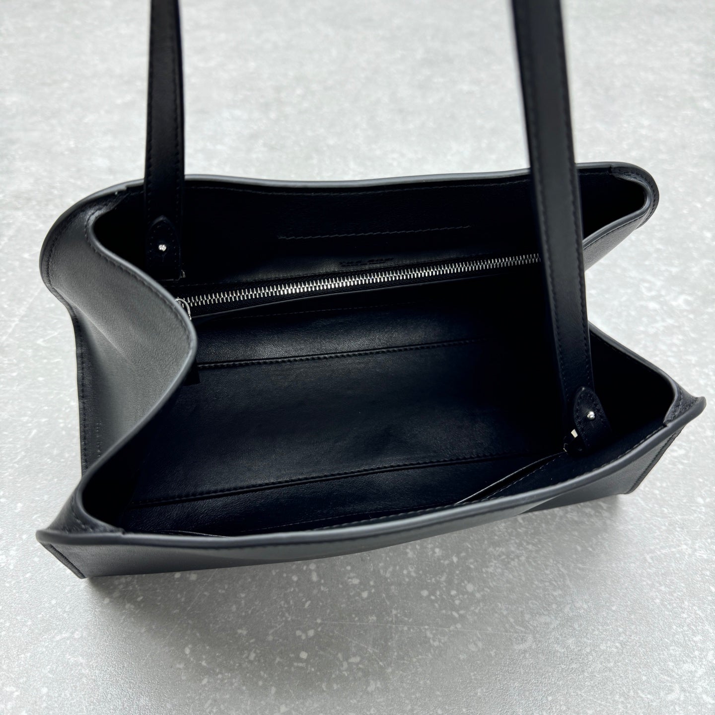 The Row 2025 Peggy Clutch 28cm Black Leather