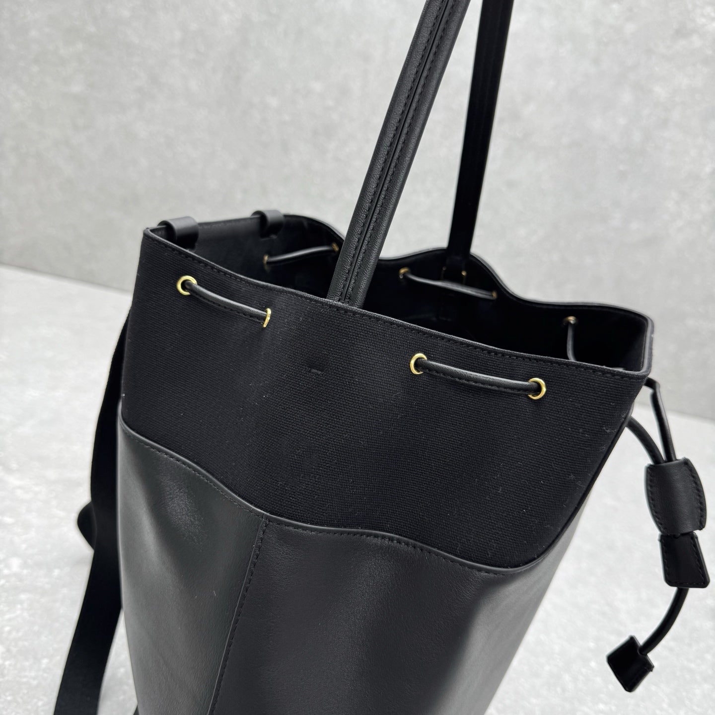 The Row 2025 Spring Backpack 38cm Black Leather Fabric