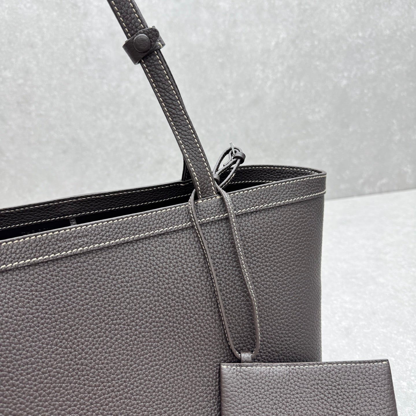 The Row 2025 Park Tote Stitch Bag Dark Brown 30cm Leather