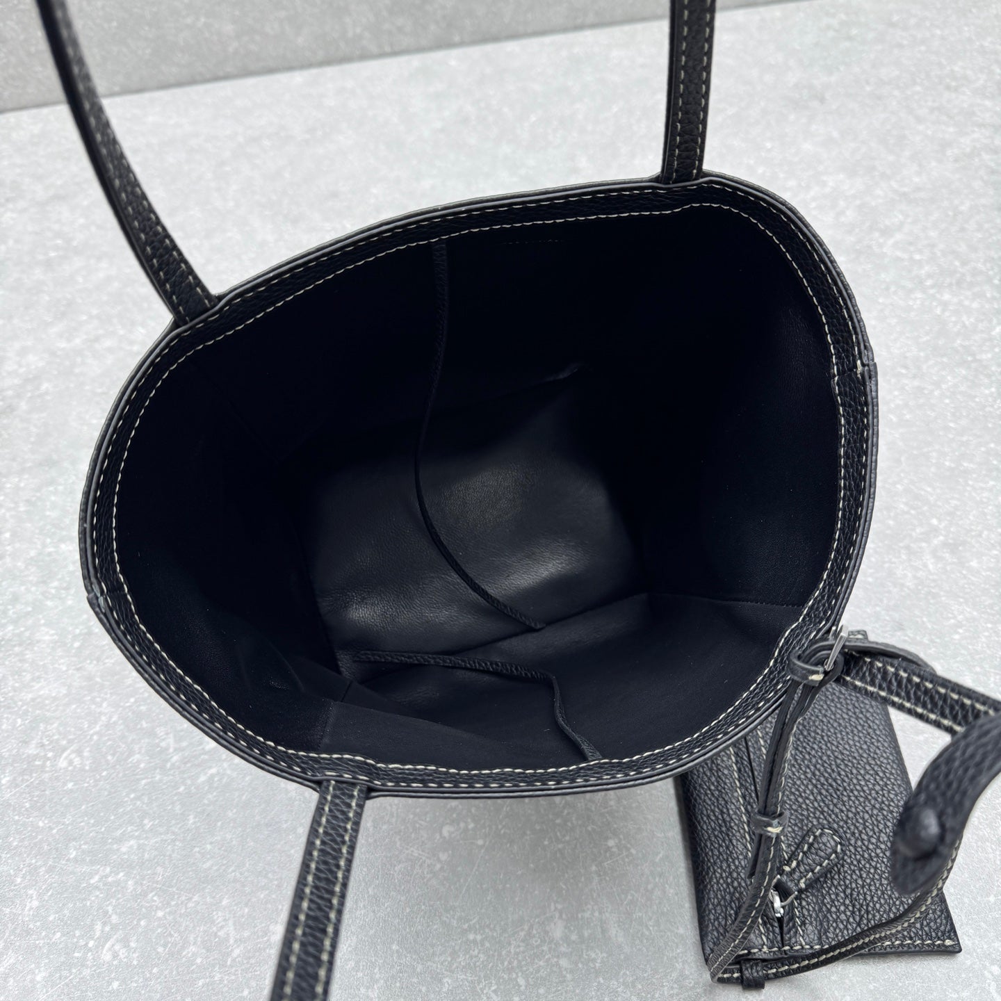 The Row 2025 Park Tote Stitch Bag Black 22cm Leather