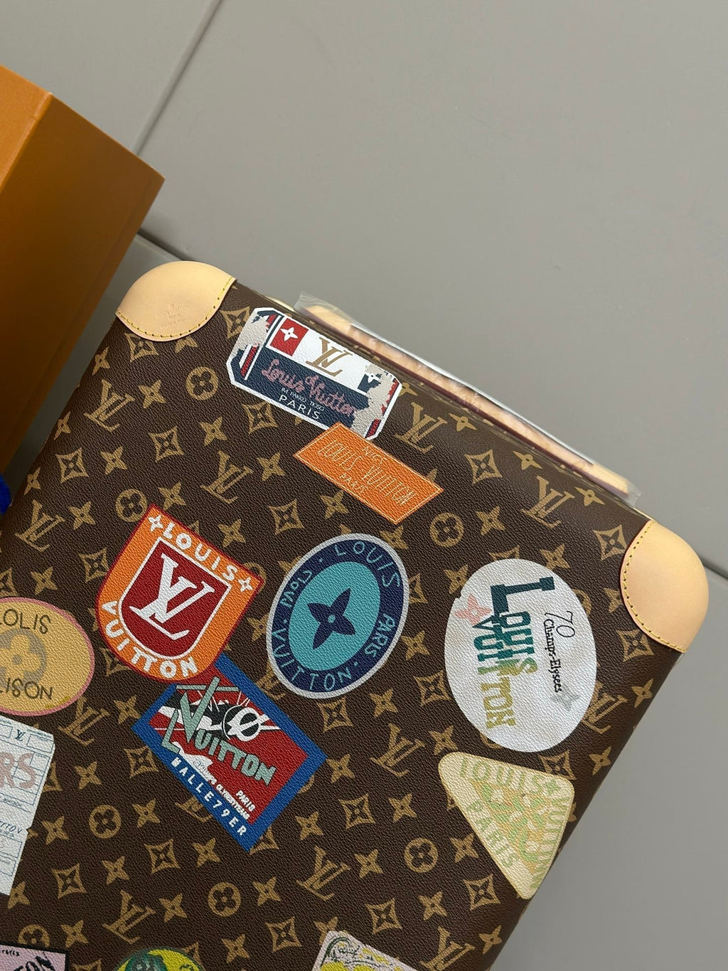 LV 2025 Horizon 55 Travel Stickers Suitcase Brown Beige Canvas Cowhide 273844