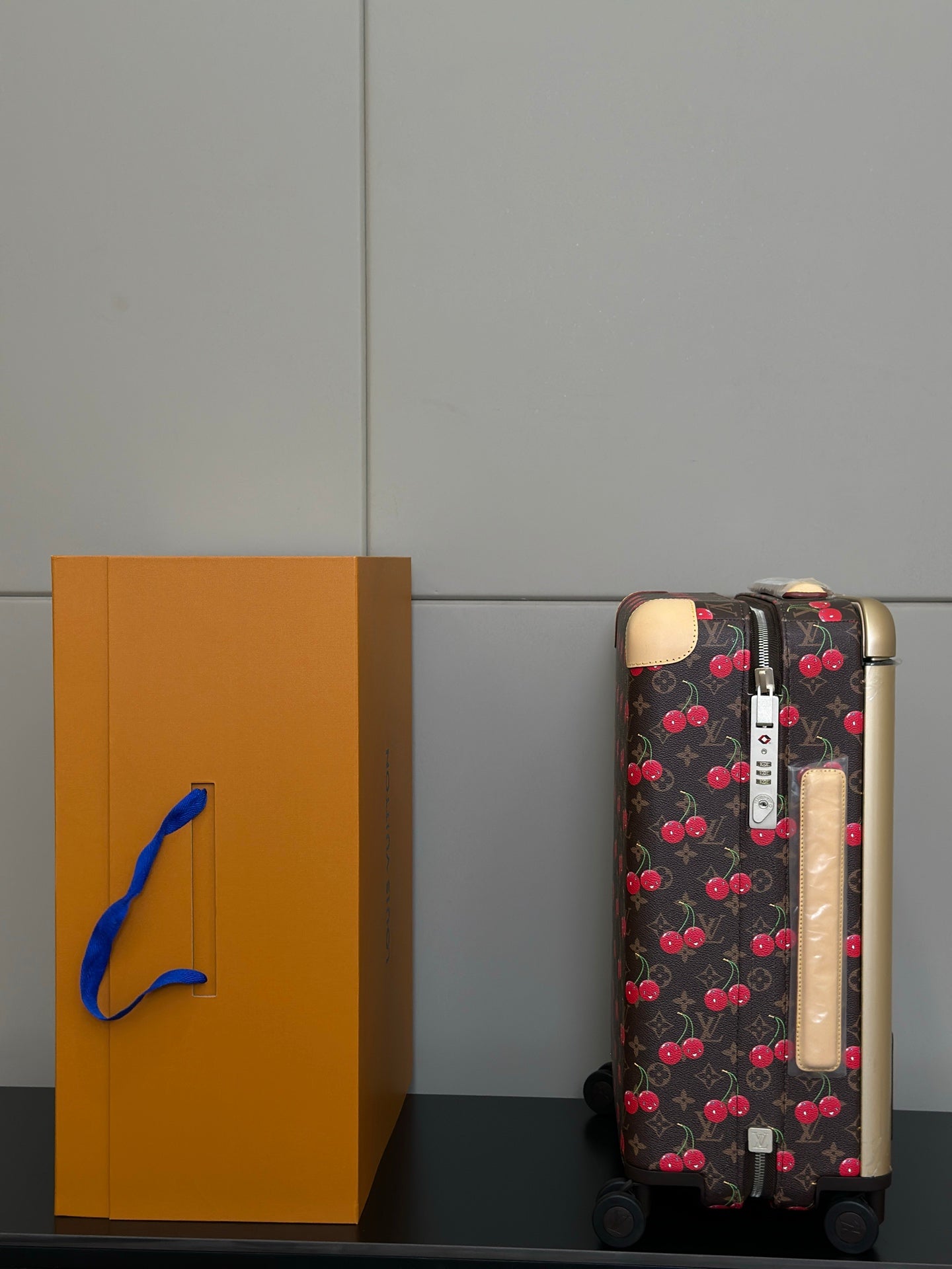 LV 2025 Horizon 55 Cherry Suitcase Brown Red Canvas Cowhide 273839