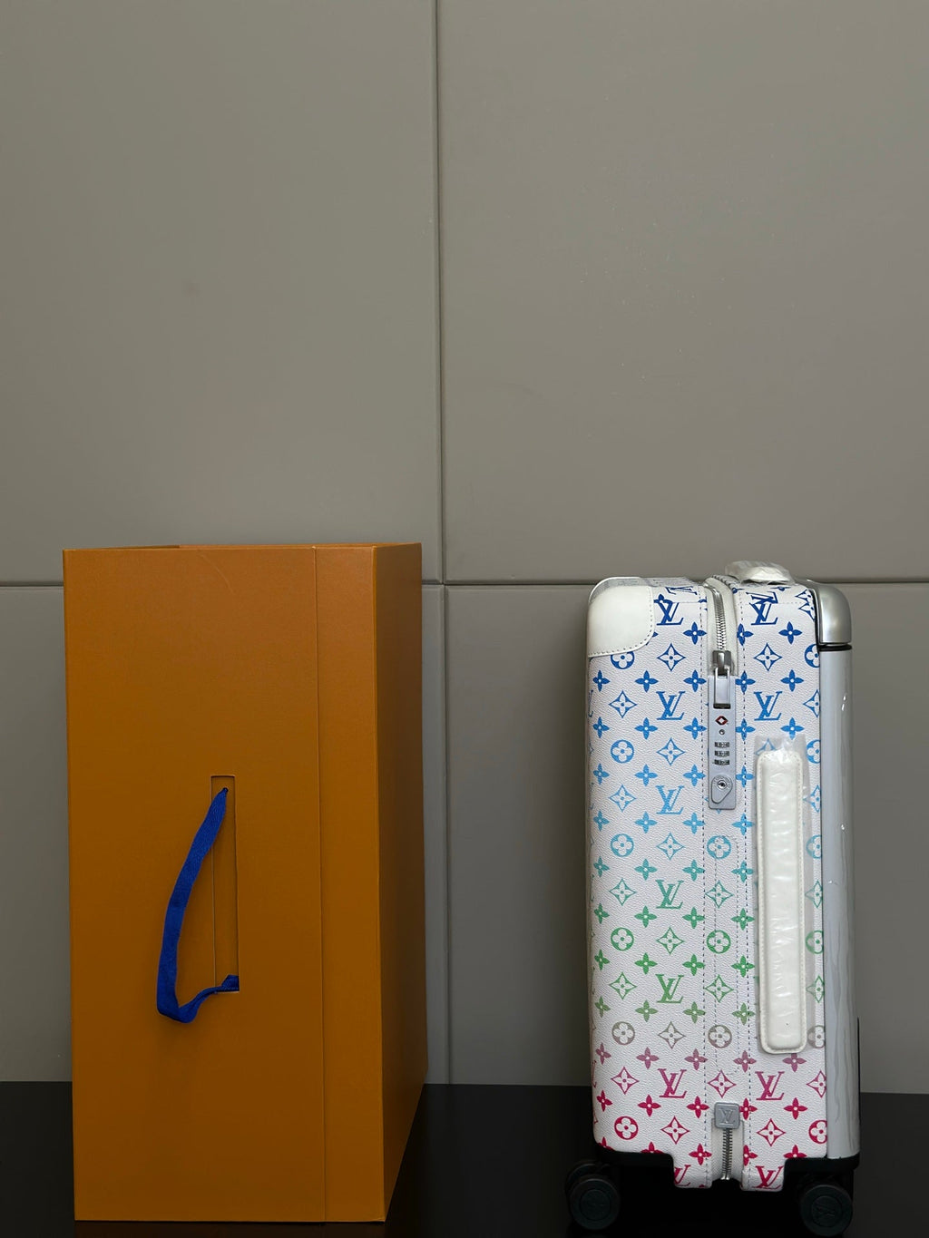 LV 2025 Horizon 55 Suitcase White Mix Colors Canvas Leather 273841