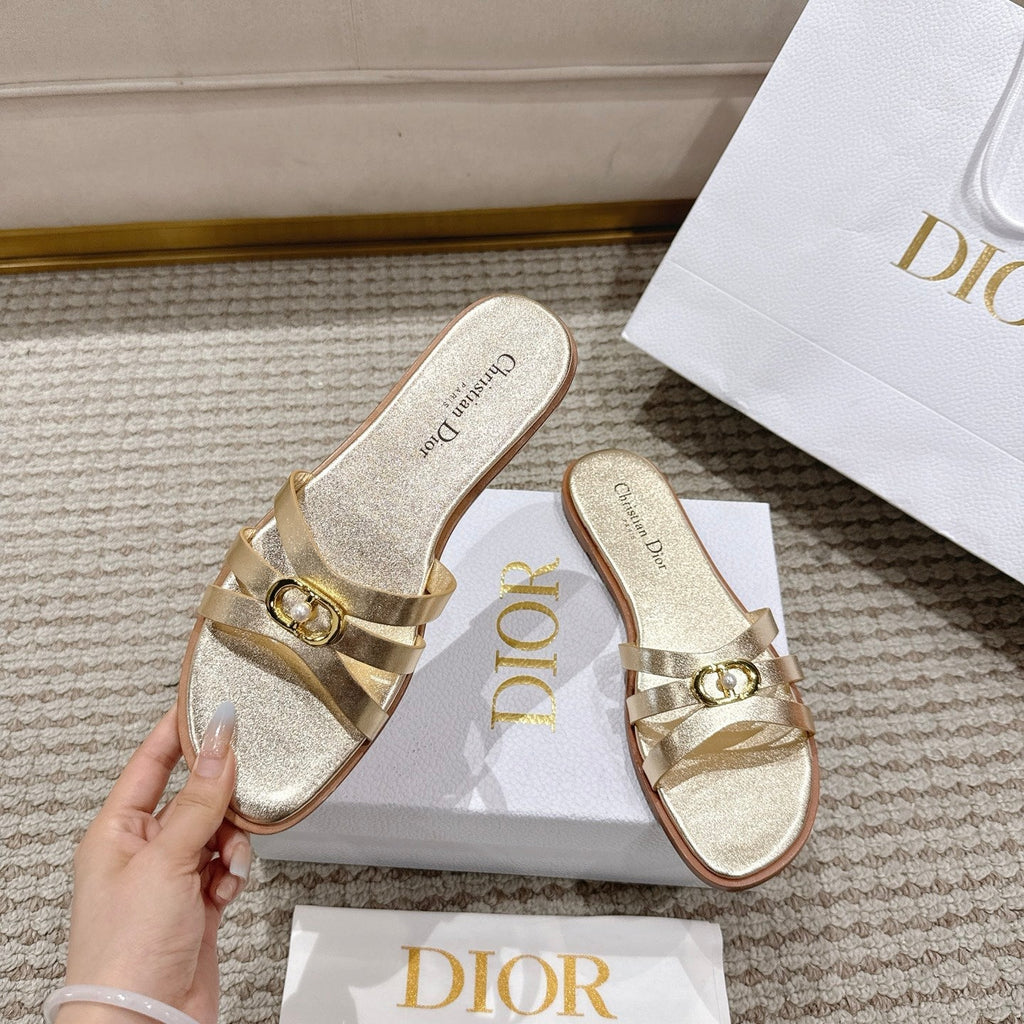 CD 30M Slide Golden Calfskin 543738