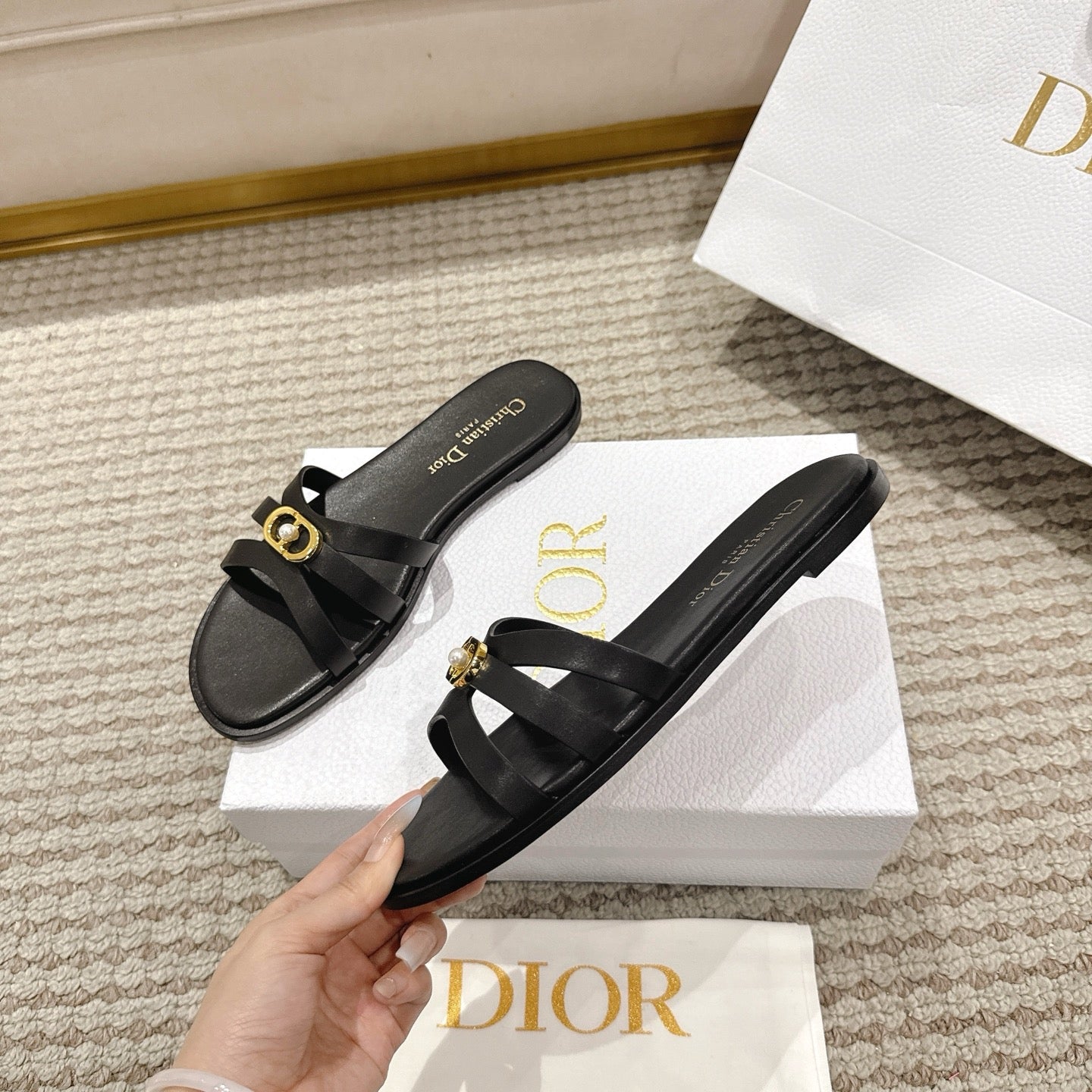 CD 30M Slide Black Calfskin 543741