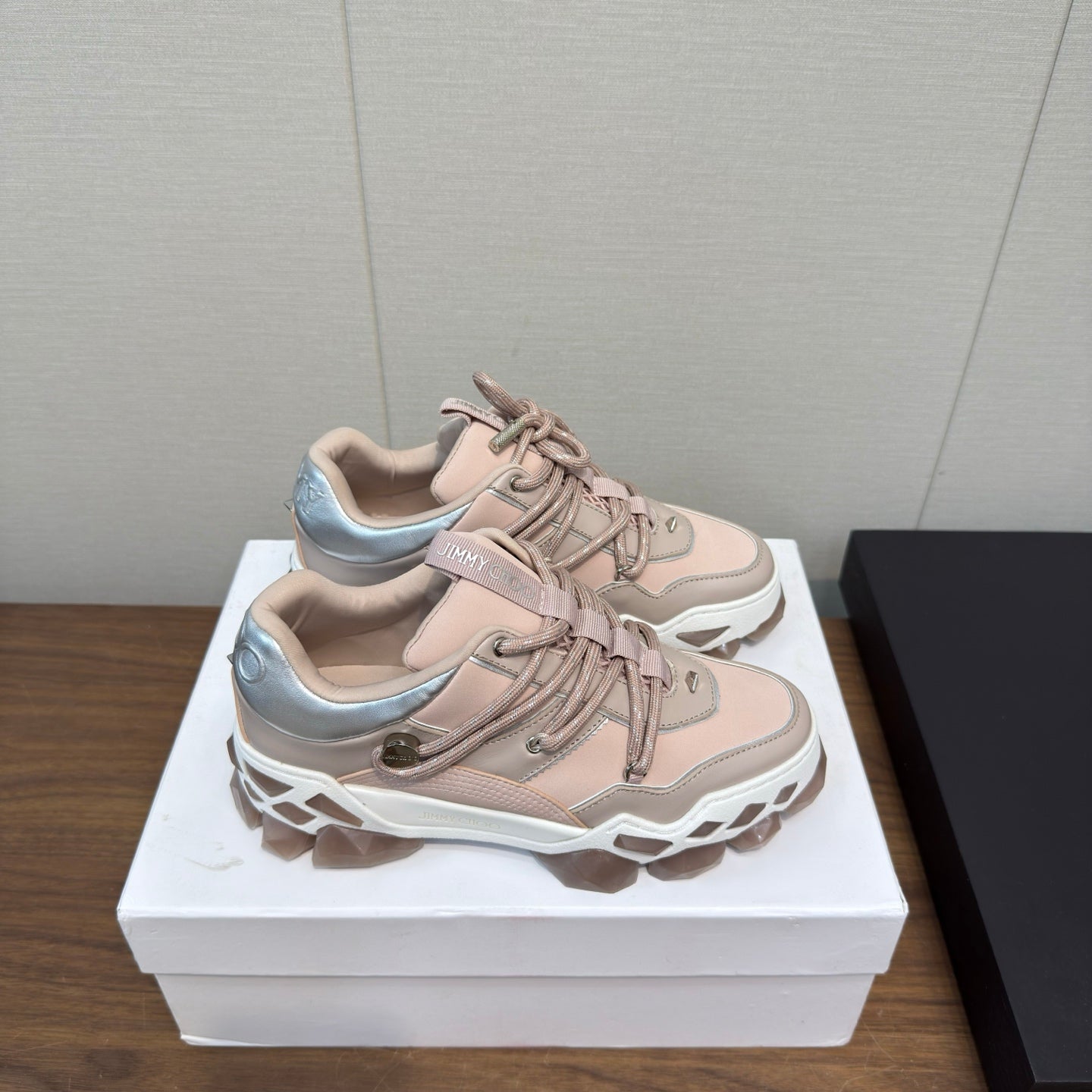 Jimmy Diamond X II/F Sneaker White Pink Fabric Leather 517666