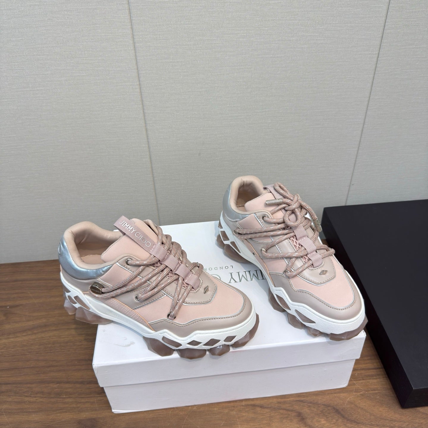 Jimmy Diamond X II/F Sneaker White Pink Fabric Leather 517666