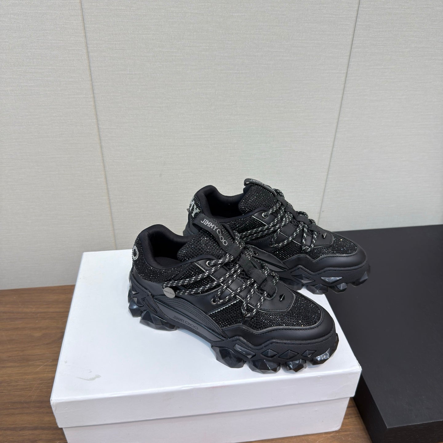 Jimmy Diamond X II/F Sneaker With Crystals Black Leather 517671