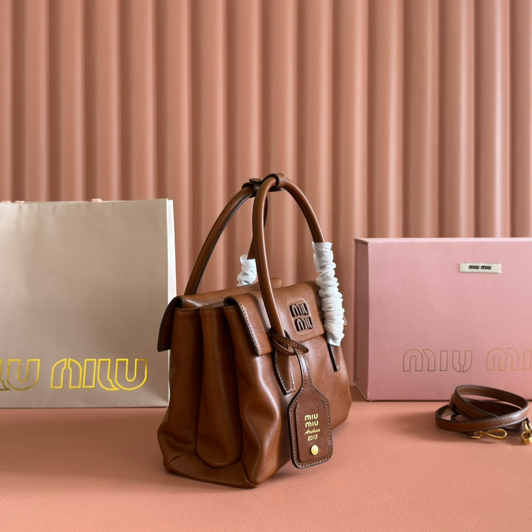 Miu Solitaire Bag 25 Brown Calfskin