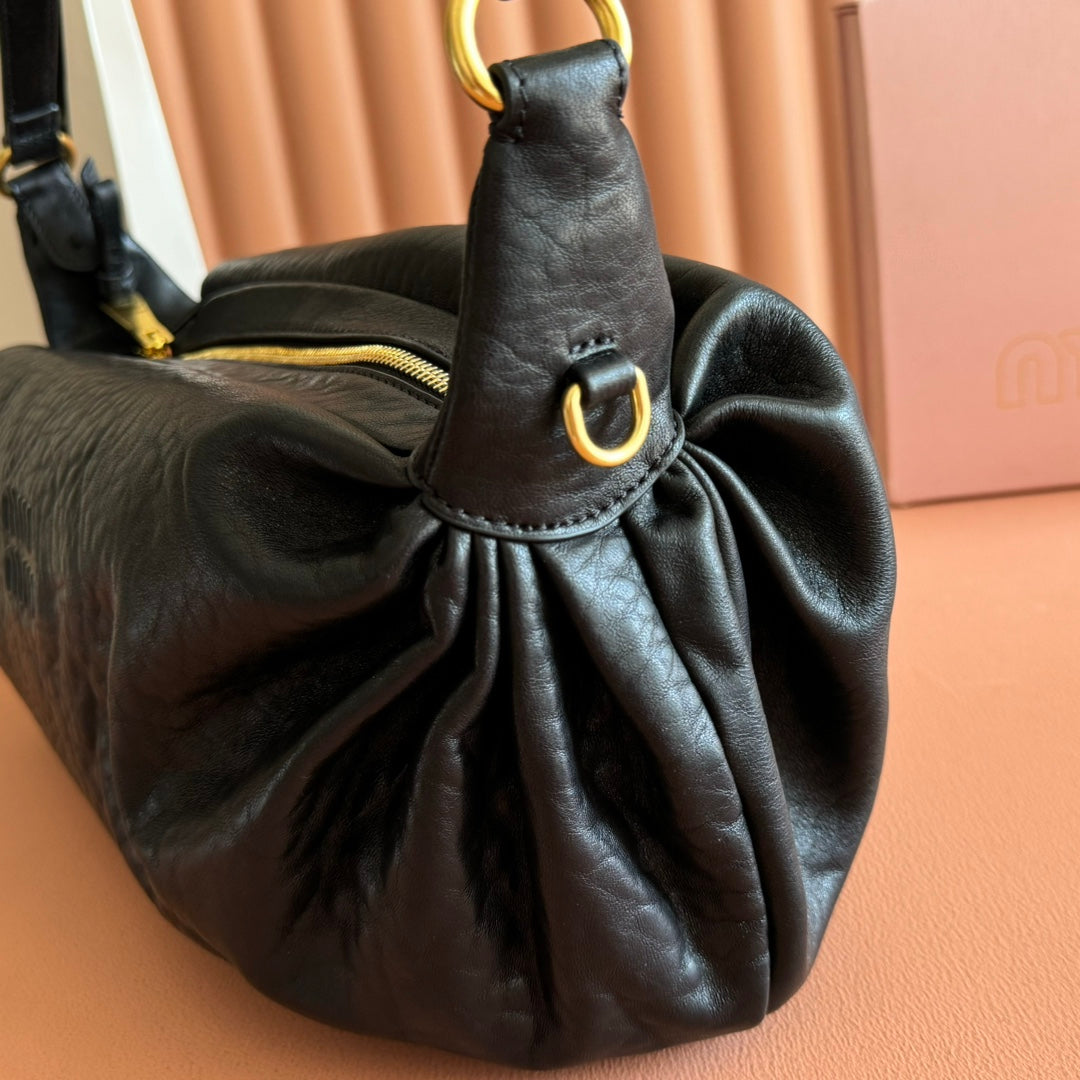 Miu 25ss Large Shoulderbag 40 Black Embossed Lambskin