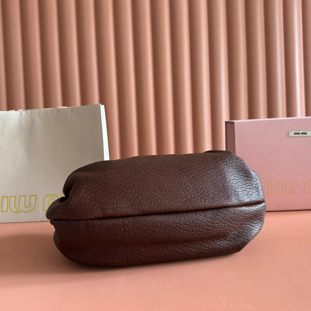 Miu 25ss Large Shoulderbag 40 Brown Embossed Lambskin