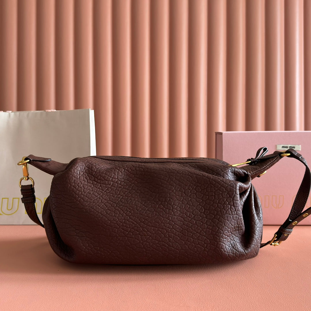 Miu 25ss Large Shoulderbag 40 Brown Embossed Lambskin