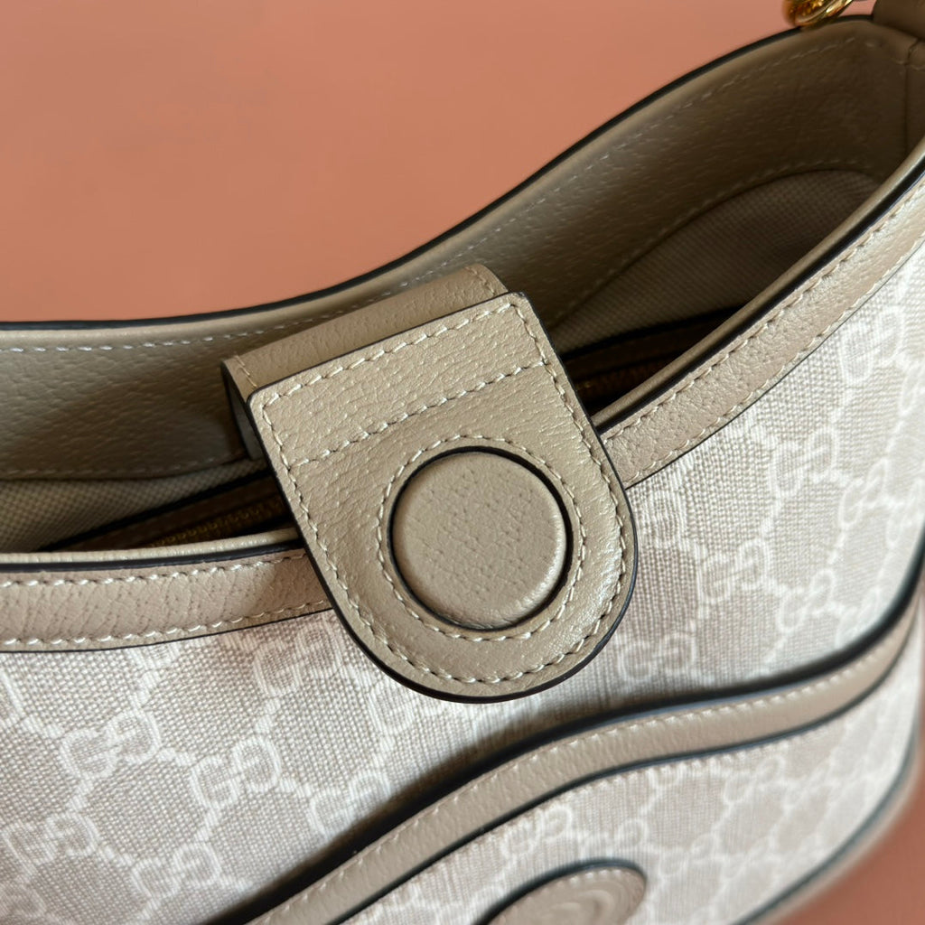 GG 2025 Interlocking G Large 25cm Bag Beige Canvas Leather 273678