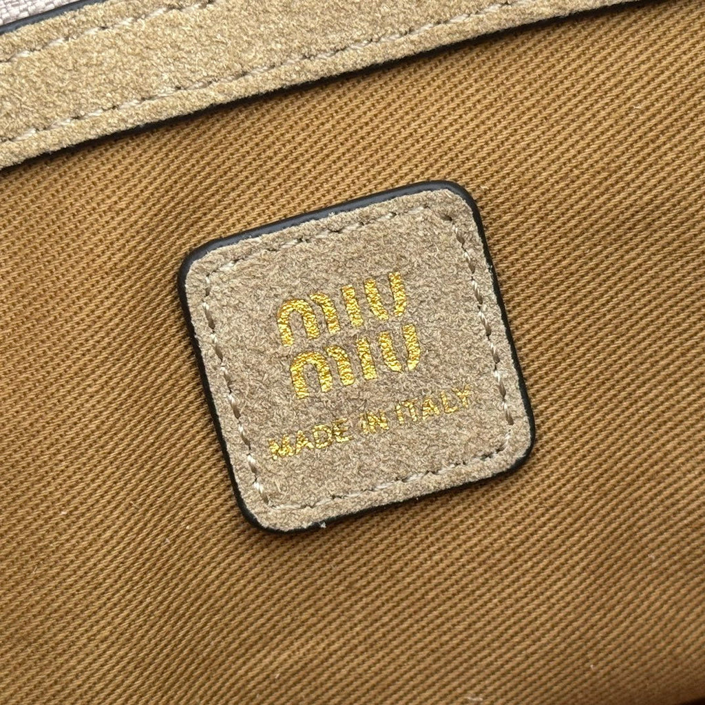 Miu 25ss Leather Bucket Bag 25.5 Muted Pink Grain Leather