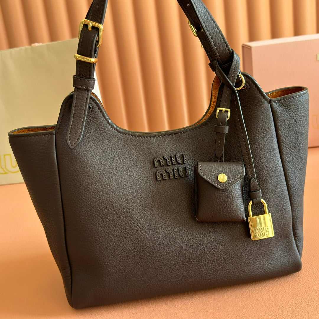 Miu 25ss Leather Bucket Bag 25.5 Black Grain Leather