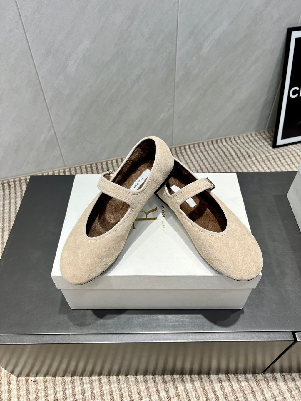The Row 2025 Round Toe Ballet Flat Beige Suede Fleece 540490