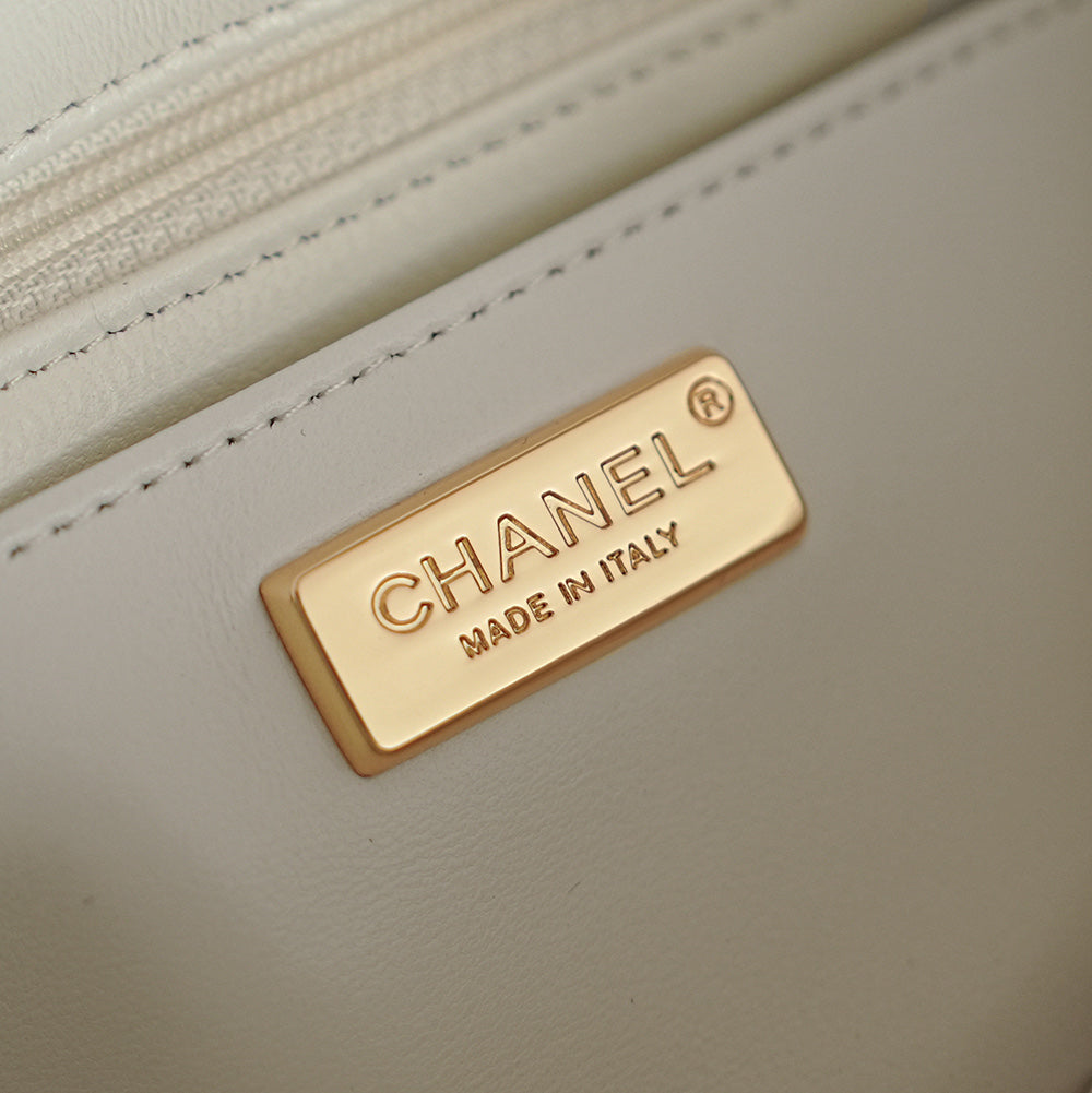 CC 2025 Flap Bag White Black Sequin 308601