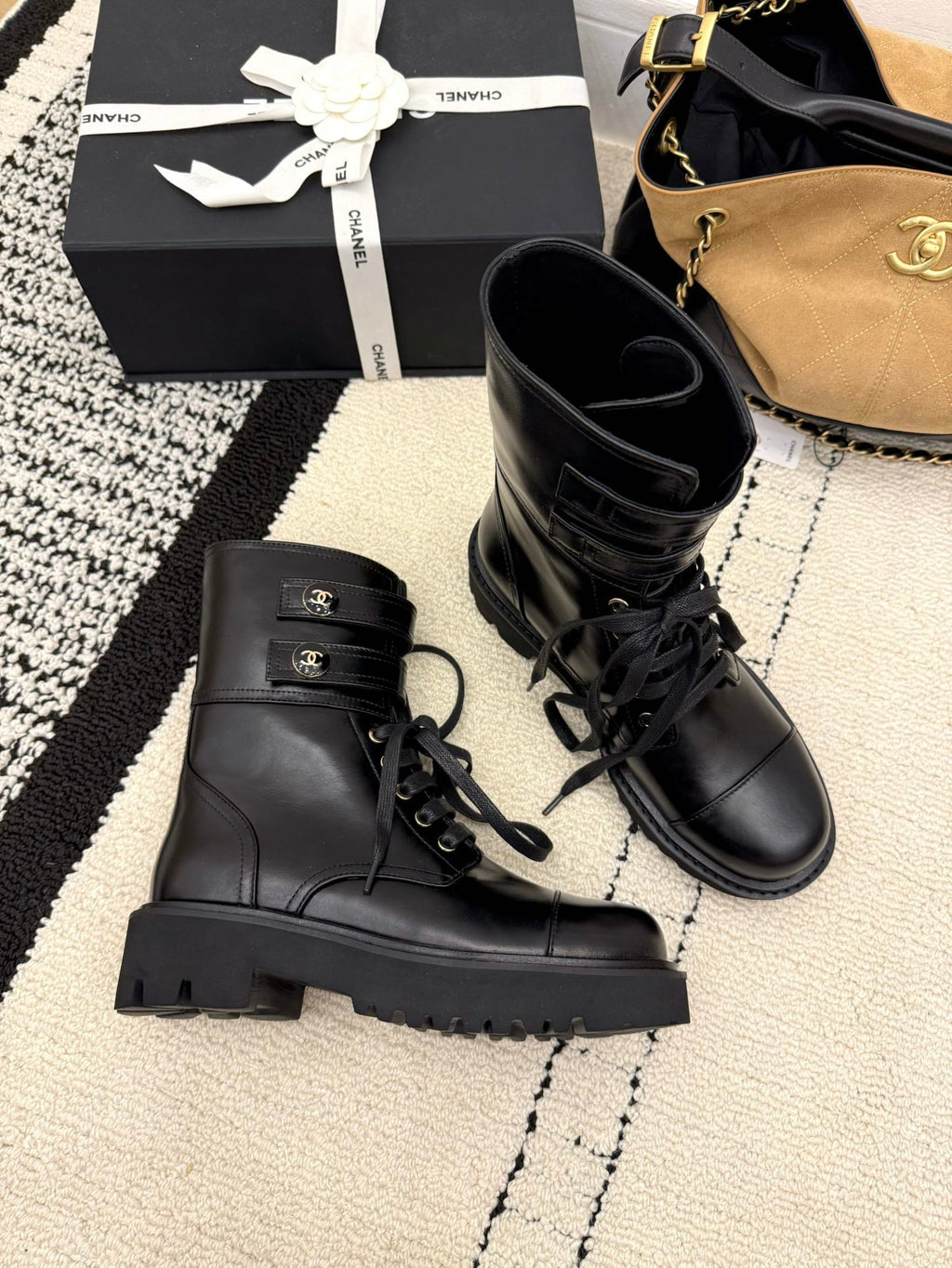 CC 2025 Lace-up Combat Boot Black Leather 548115