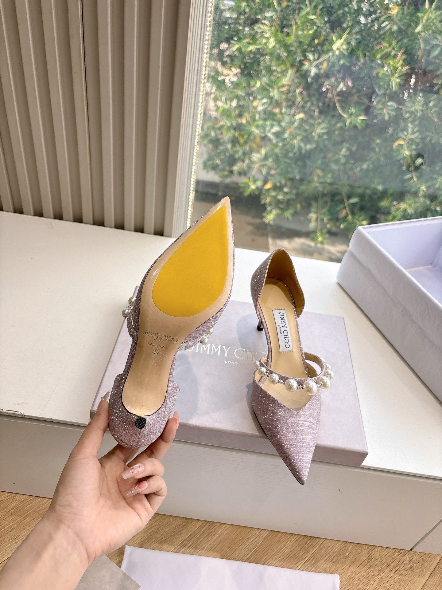 Jimmy Aureli Pearl-embellished Pumps 65mm Muted Pink Glitter 547690