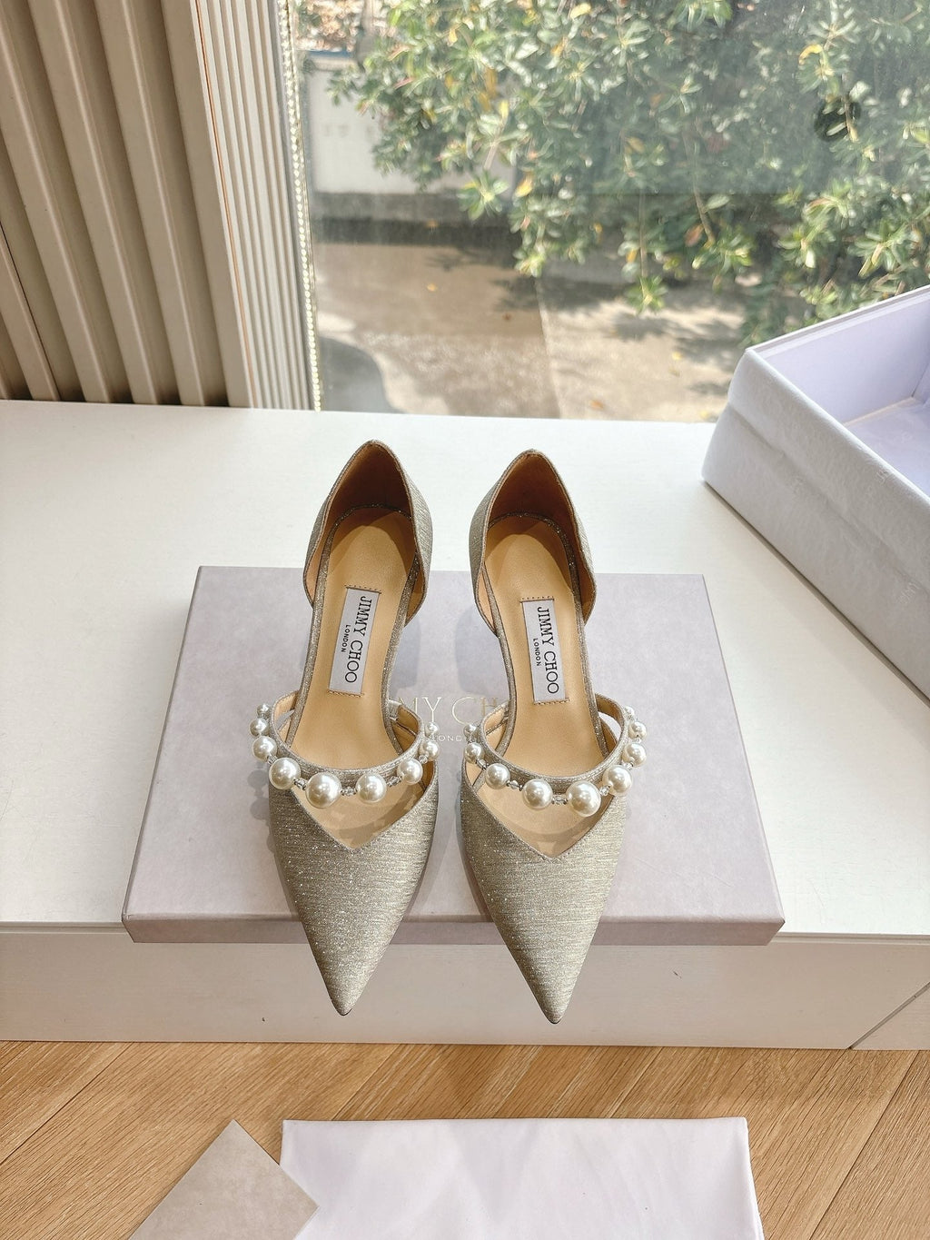 Jimmy Aureli Pearl-embellished Pumps 65mm Sliver Glitter 547691