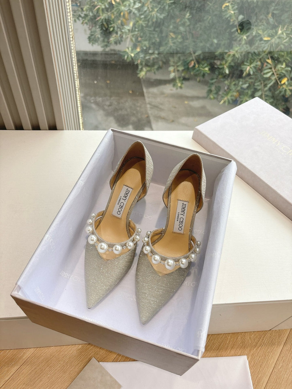 Jimmy Aureli Pearl-embellished Pumps 85mm Sliver Glitter 547687