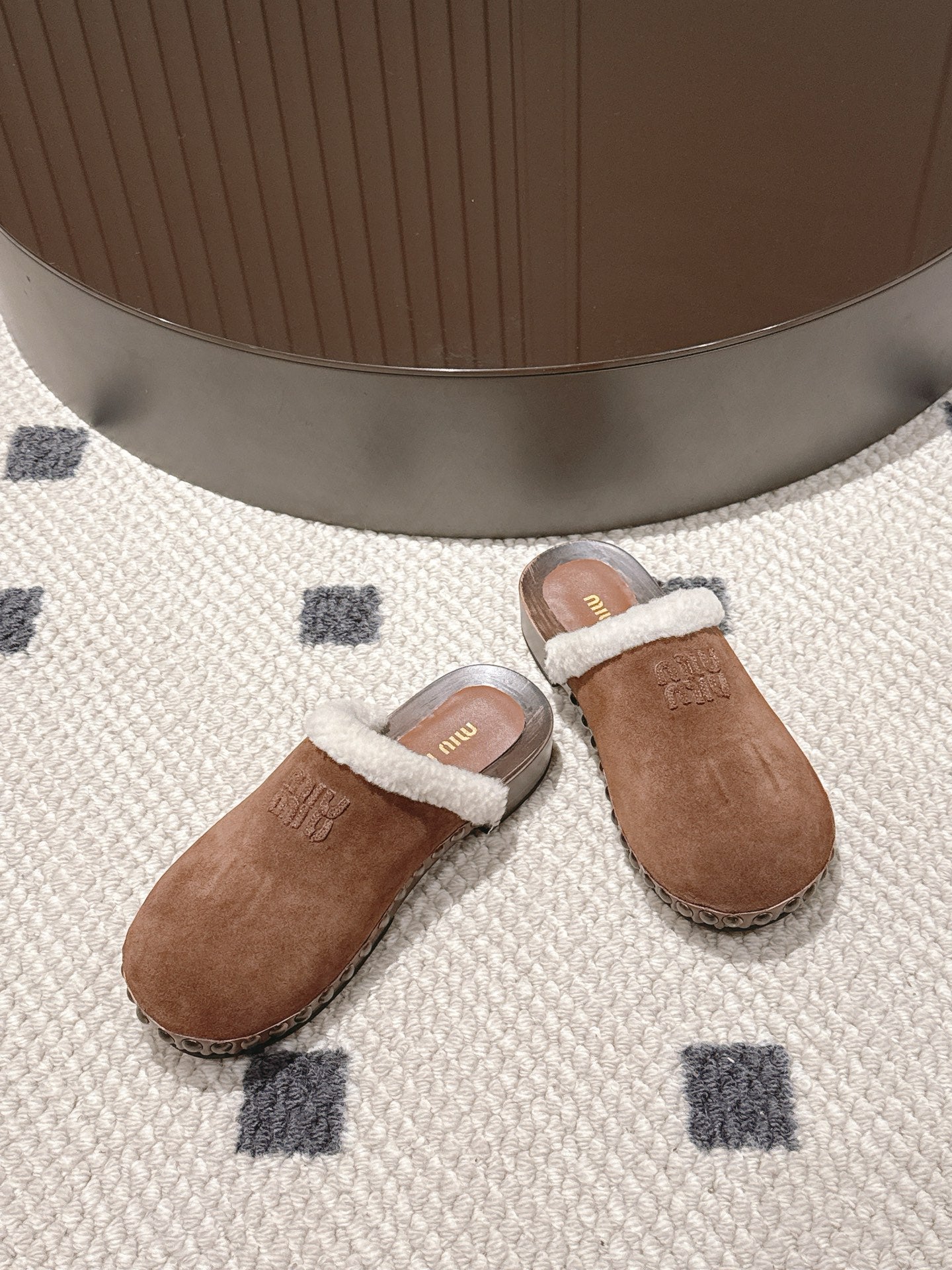 Miumiu 25 Shearling-trimmed Slipper Brown Suede Wool 547576