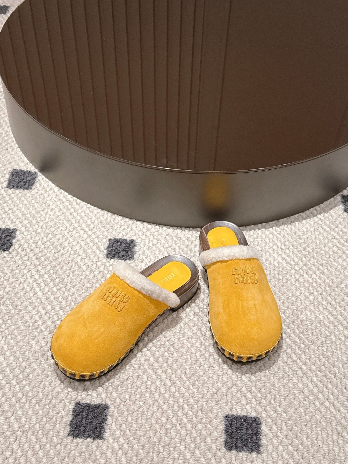 Miumiu 25 Shearling-trimmed Slipper Yellow Suede Wool 547577